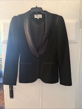 Black Satin-Trim Single-Button Tailored Blazer